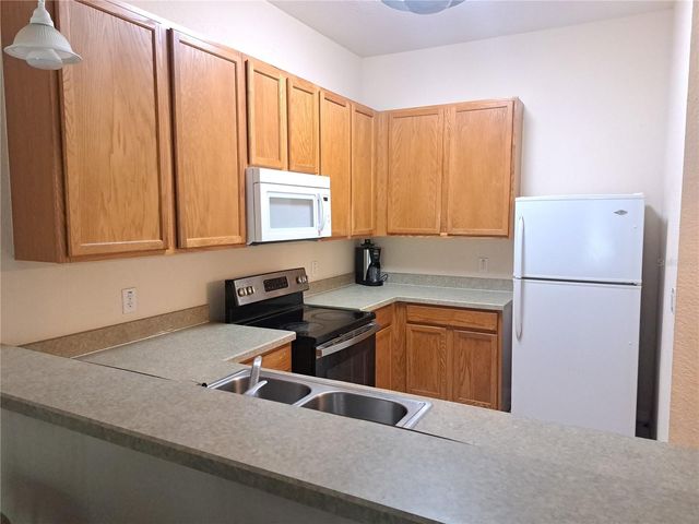 802 GRAN BAHAMA BOULEVARD 802, Davenport, FL 33897