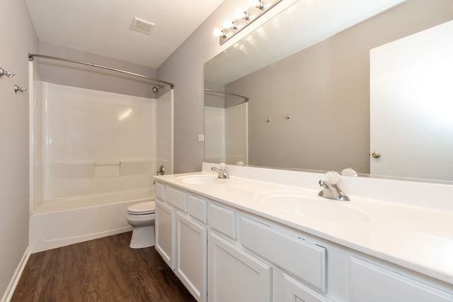 10663 HAVERHILL Lane, Huntley, IL 60142