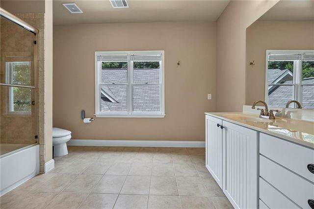 8555 Berringer Point Drive, Gainesville, GA 30506