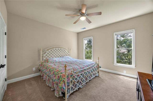 8555 Berringer Point Drive, Gainesville, GA 30506