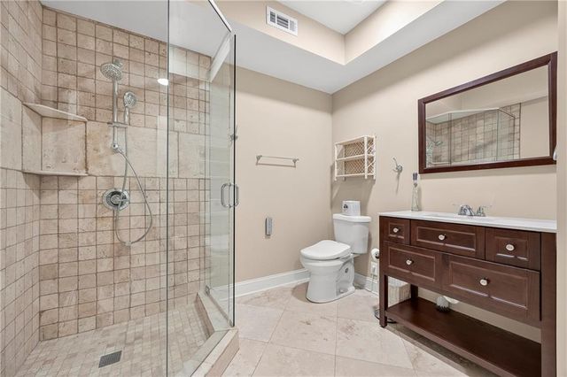 8555 Berringer Point Drive, Gainesville, GA 30506