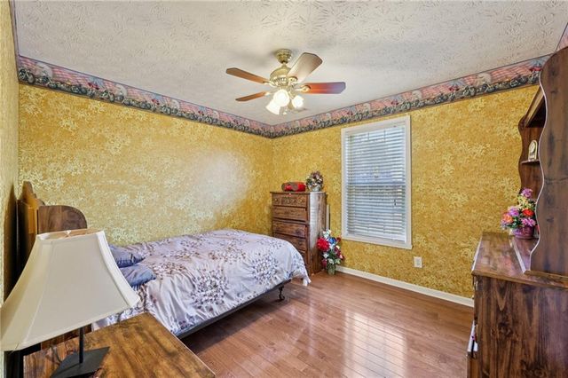 2655 Lake Commons Court, Snellville, GA 30078