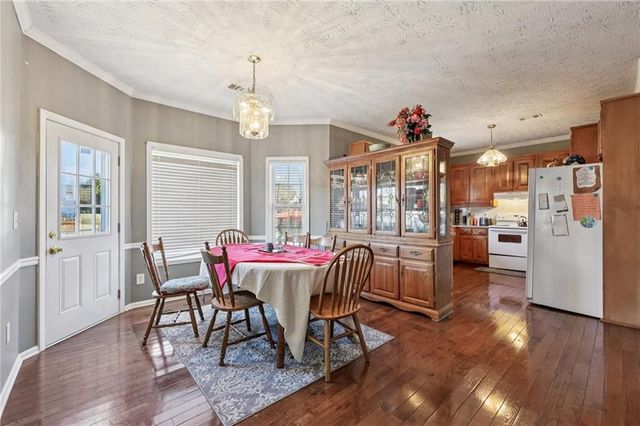 2655 Lake Commons Court, Snellville, GA 30078