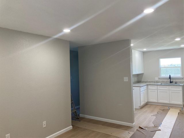 2627 32nd Avenue N, Texas City, TX 77590