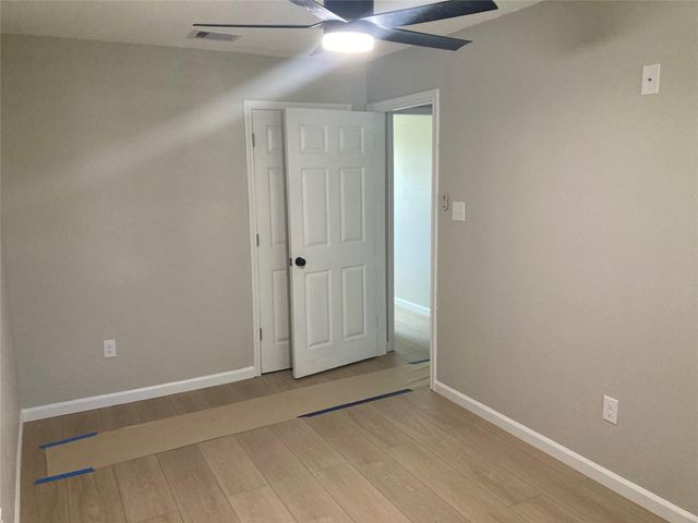 2627 32nd Avenue N, Texas City, TX 77590