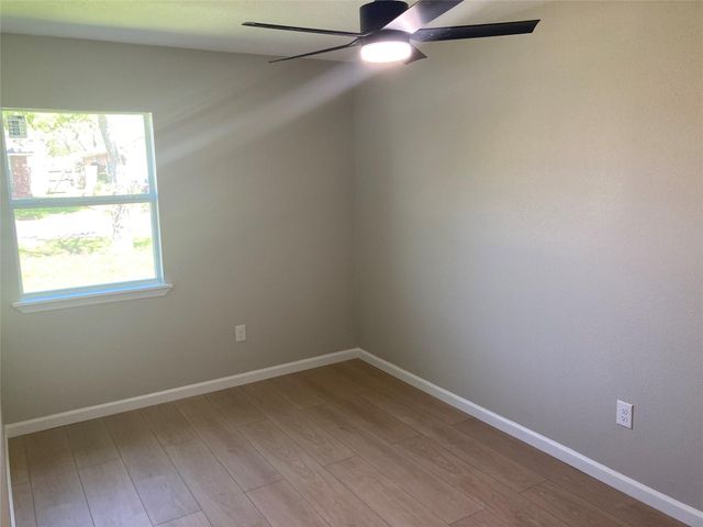 2627 32nd Avenue N, Texas City, TX 77590