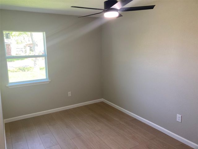 2627 32nd Avenue N, Texas City, TX 77590