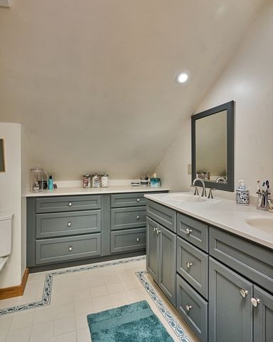 35 New South Street 409, Northampton, MA 01060