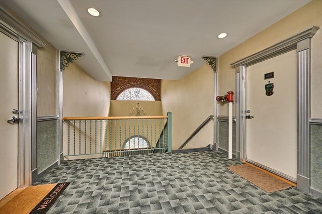 35 New South Street 409, Northampton, MA 01060