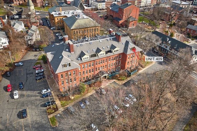 35 New South Street 409, Northampton, MA 01060