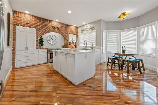 12064 Waxwing Ct, Penn Valley, CA 95946