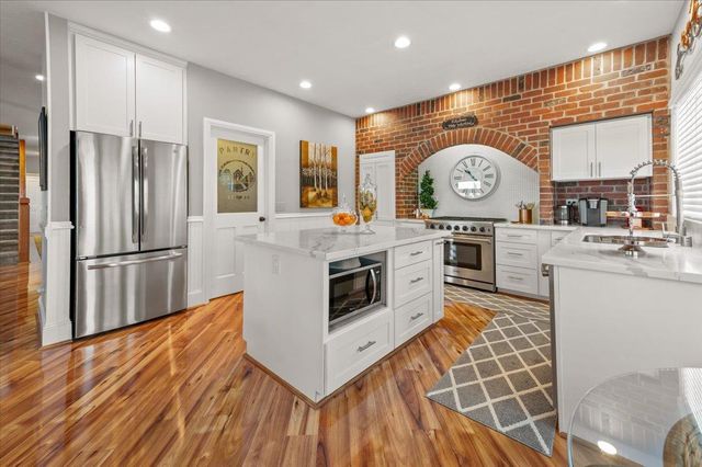 12064 Waxwing Ct, Penn Valley, CA 95946