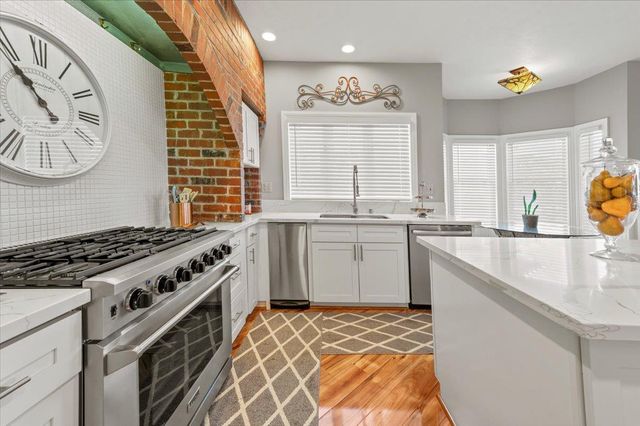 12064 Waxwing Ct, Penn Valley, CA 95946