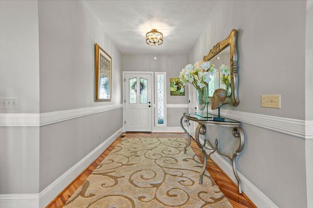12064 Waxwing Ct, Penn Valley, CA 95946