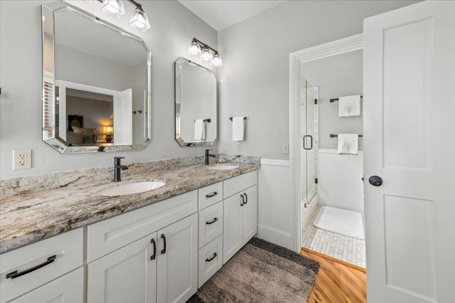 12064 Waxwing Ct, Penn Valley, CA 95946