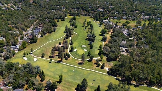 12064 Waxwing Ct, Penn Valley, CA 95946