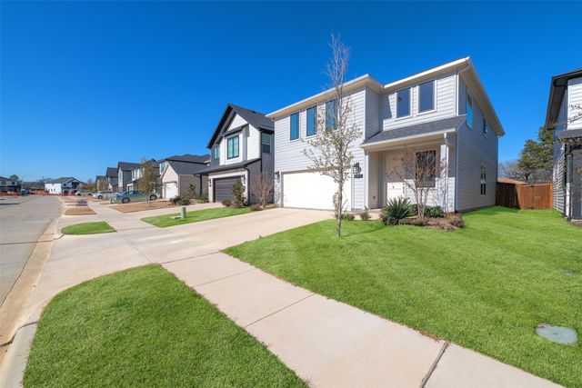 4517 Hogans Alley Drive, Arlington, TX 76001