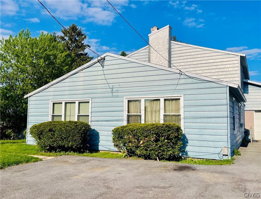212 Schaffer Avenue, Salina, NY 13206