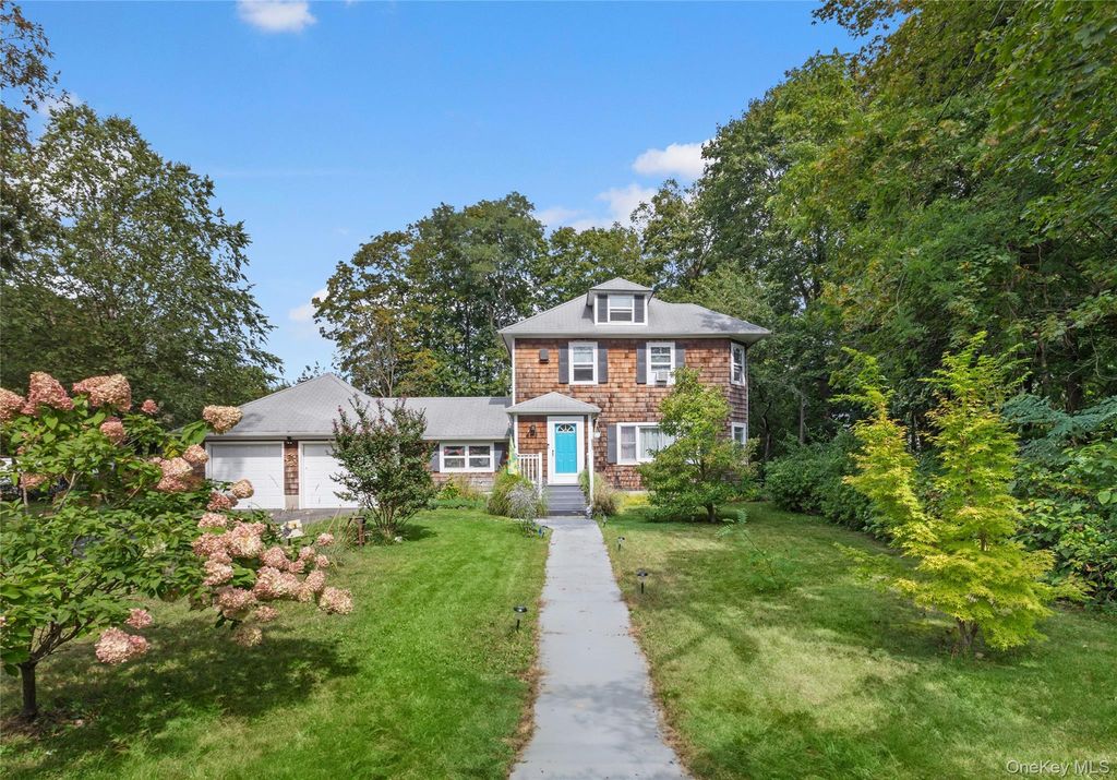 468 Main Street, Yaphank, NY 11980