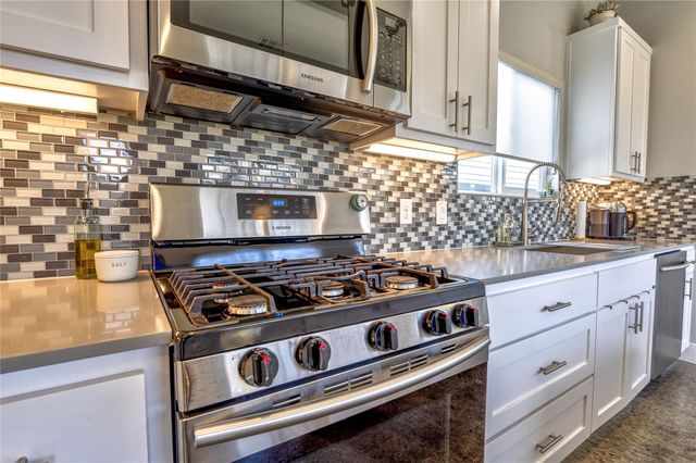 6505 Porter ST A, Austin, TX 78741