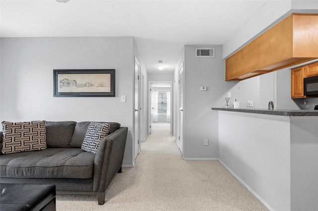 9100 DR MARTIN LUTHER KING JR STREET N 406, St Petersburg, FL 33702