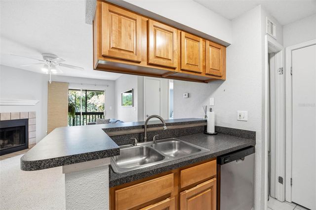 9100 DR MARTIN LUTHER KING JR STREET N 406, St Petersburg, FL 33702