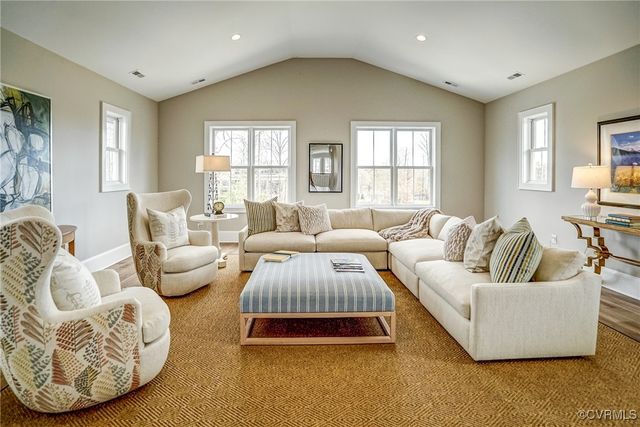 12436 Bluffton Ridge Ct, Goochland, VA 23238