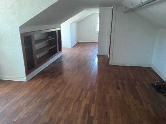 1005 S Forest Avenue, Independence, MO 64050
