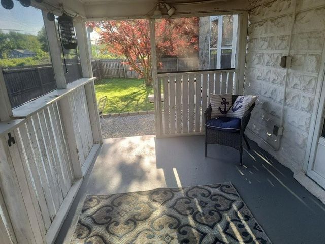 1005 S Forest Avenue, Independence, MO 64050