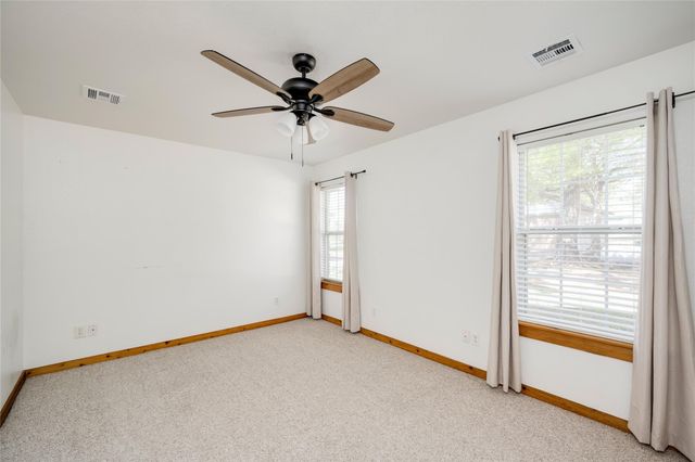 179 Rainbow DR, Bastrop, TX 78602