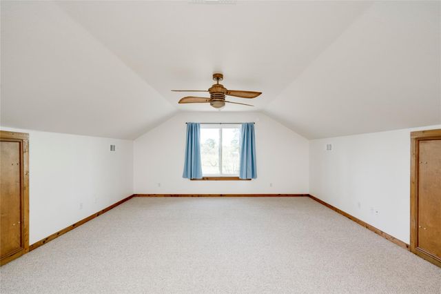 179 Rainbow DR, Bastrop, TX 78602