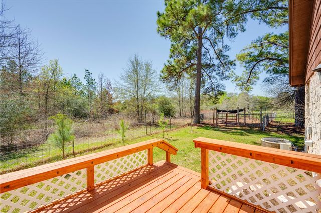 179 Rainbow DR, Bastrop, TX 78602
