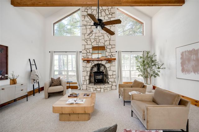 179 Rainbow DR, Bastrop, TX 78602