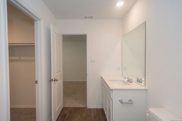 12533 Spoor Vly, Converse, TX 78109