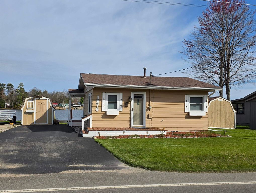 3578 Saginaw Street, Grant Twp, MI 48748