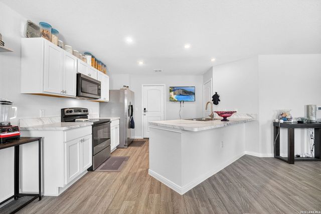 12802 Lorena Ochoa, San Antonio, TX 78221