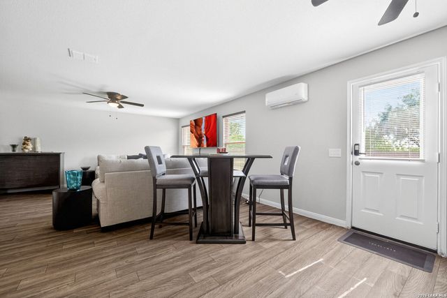 12802 Lorena Ochoa, San Antonio, TX 78221