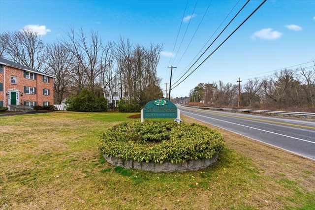 136 Tyngsboro Rd 7, Chelmsford, MA 01863