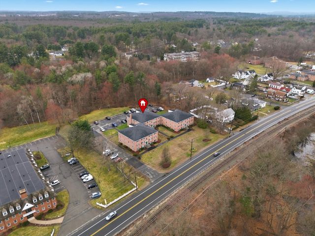 136 Tyngsboro Rd 7, Chelmsford, MA 01863