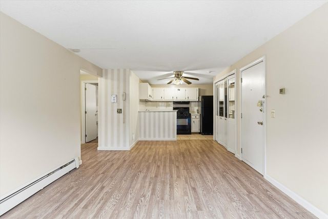 136 Tyngsboro Rd 7, Chelmsford, MA 01863