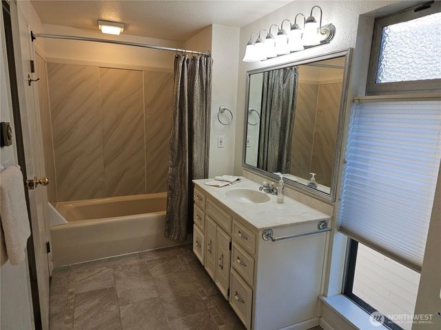 15402 Rose Road SW, Lakewood, WA 98498
