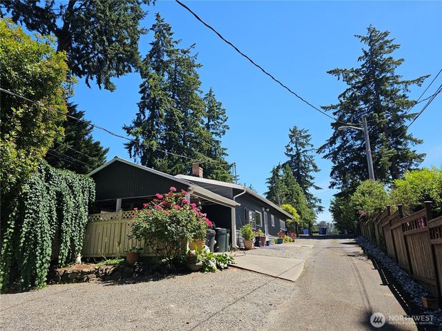 15402 Rose Road SW, Lakewood, WA 98498
