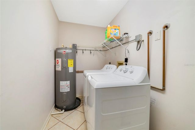 906 VILLAGE GREEN ROAD, Deland, FL 32720