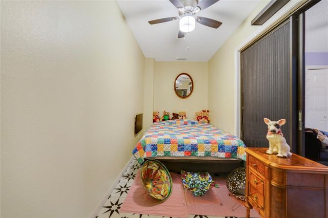 906 VILLAGE GREEN ROAD, Deland, FL 32720