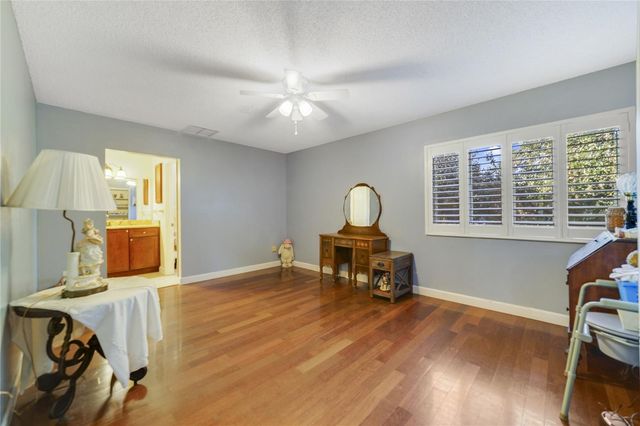 906 VILLAGE GREEN ROAD, Deland, FL 32720