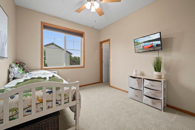 989 Danube Avenue, Shakopee, MN 55379