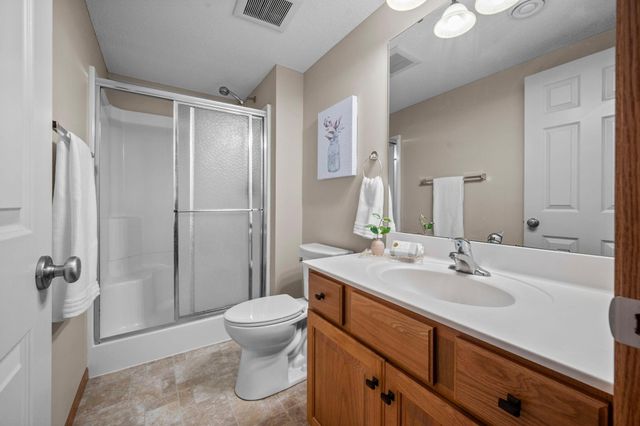989 Danube Avenue, Shakopee, MN 55379