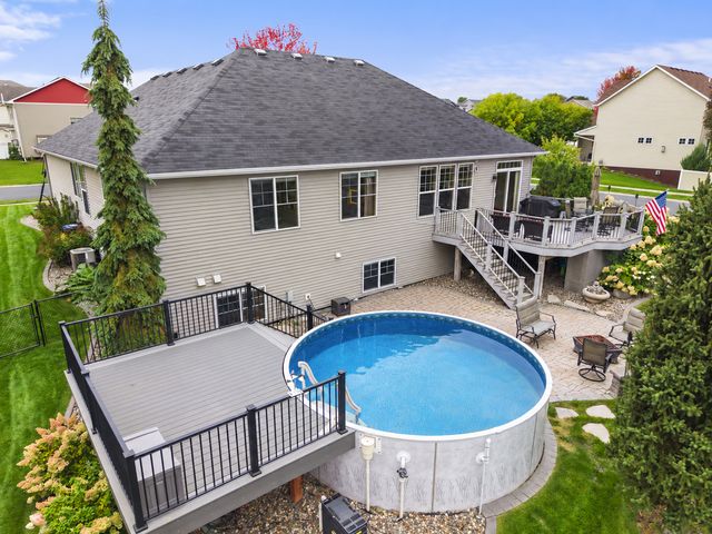989 Danube Avenue, Shakopee, MN 55379