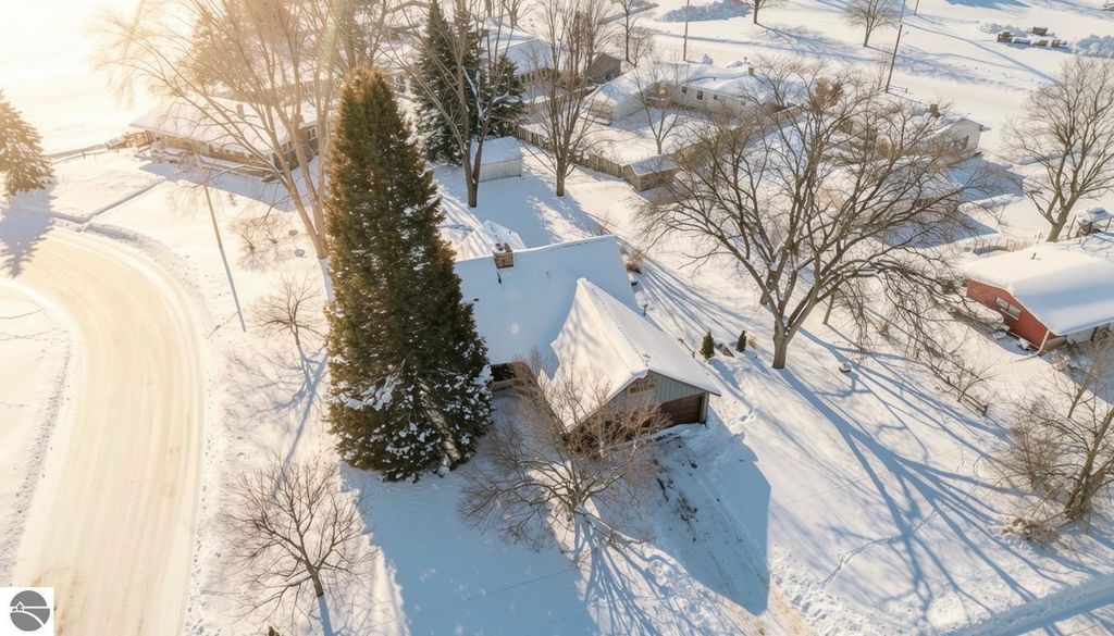 Image 1 of property listing at 536 W 44th Street, Fremont, MI 49412