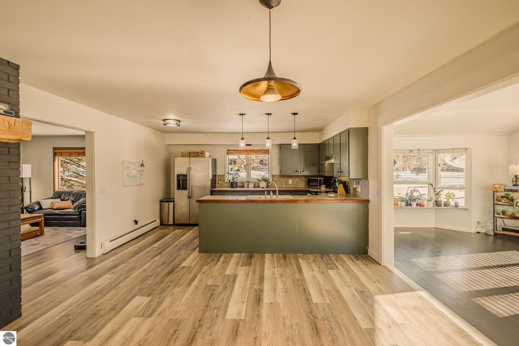 Image 20 of property listing at 536 W 44th Street, Fremont, MI 49412